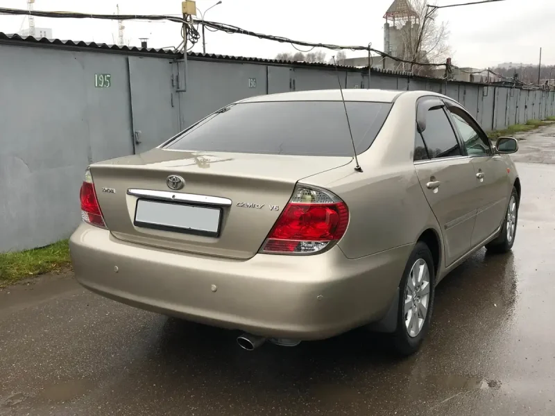 Toyota Camry 2004 2.4
