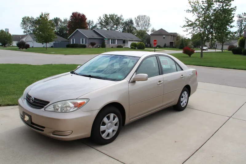 Toyota Camry le 2004
