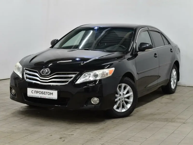 Toyota Camry 2010 черная