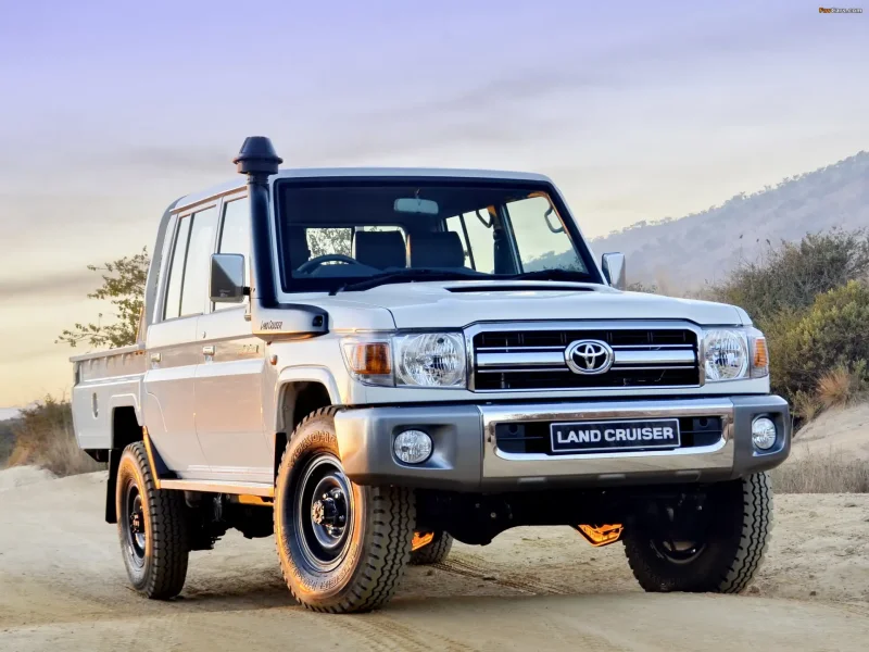 Toyota Land Cruiser 200 колеса r20