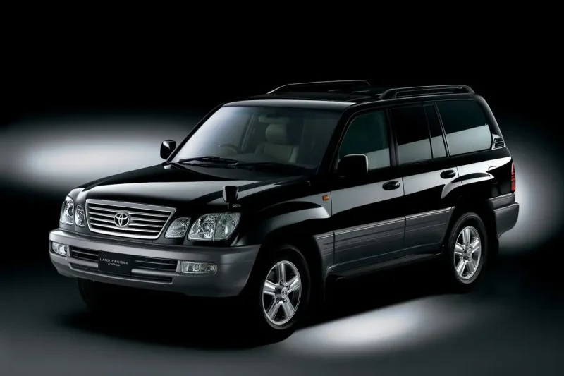 Toyota Land Cruiser 200 Executive Black