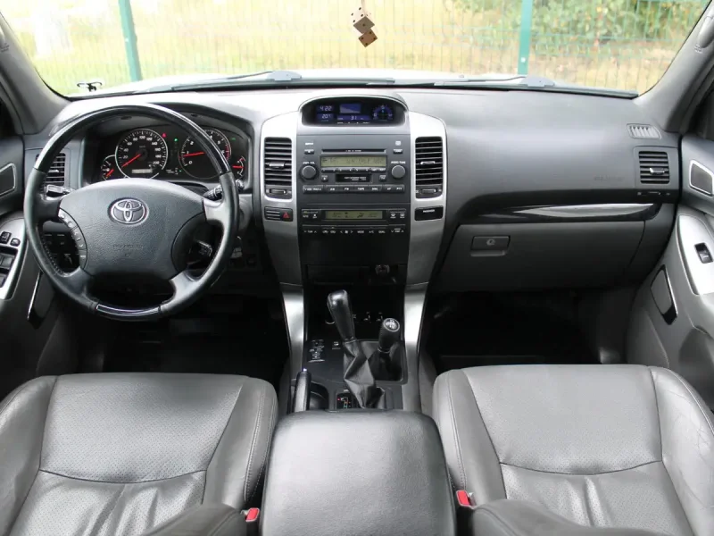 Toyota Land Cruiser Prado 120