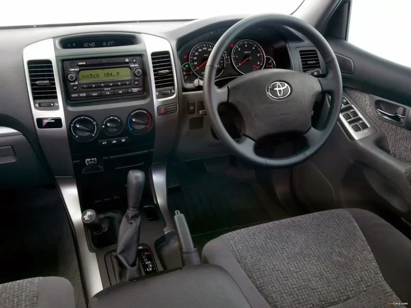 Toyota Land Cruiser Prado 120 салон