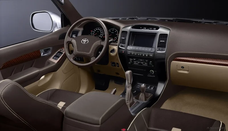 Toyota Land Cruiser Prado 2004 салон