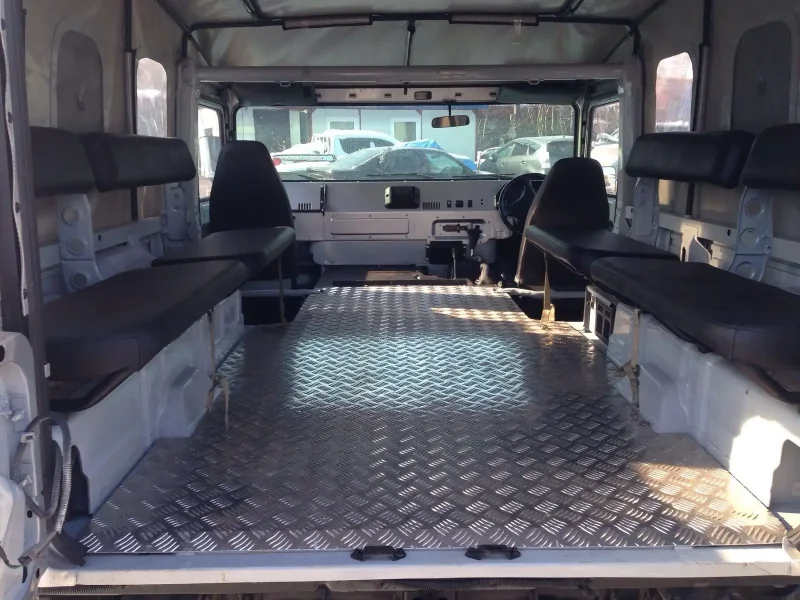 Toyota Mega Cruiser салон