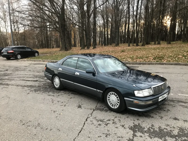 Toyota Crown s140