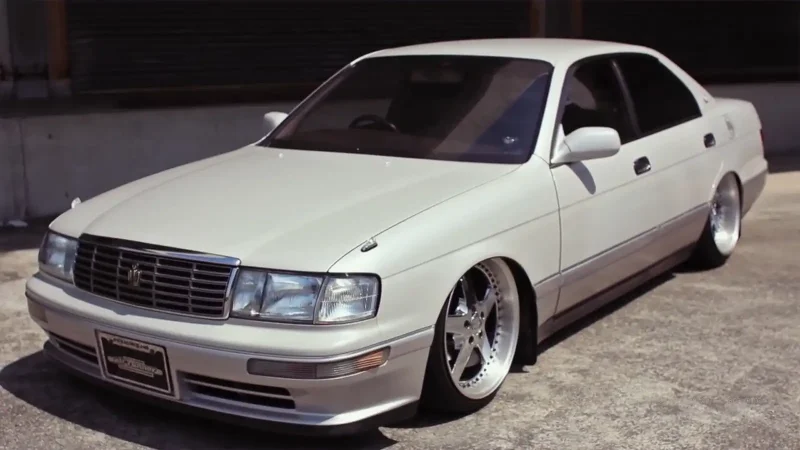 Toyota Crown s140 салон