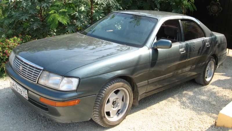 Тойота Краун s140