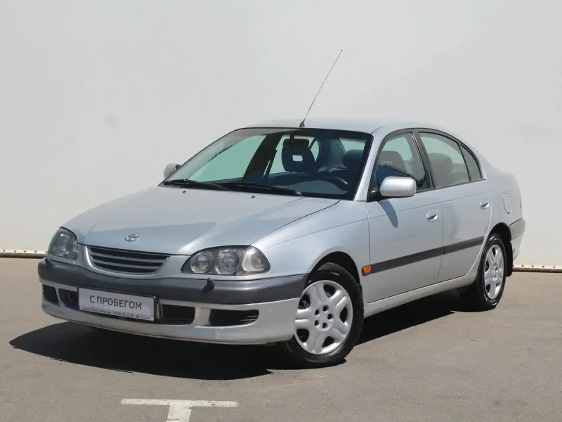 Toyota Avensis 1999 универсал