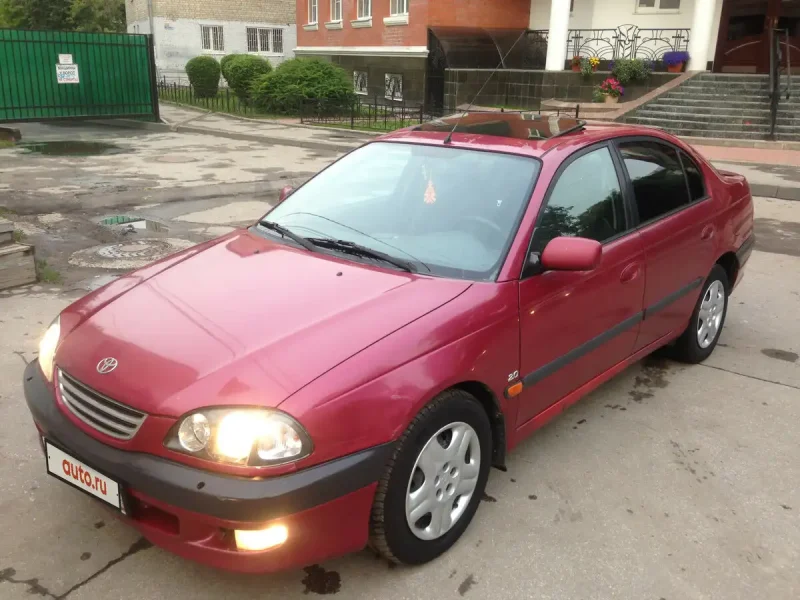 Тойота Авенсис 1999 1999 Авенсис