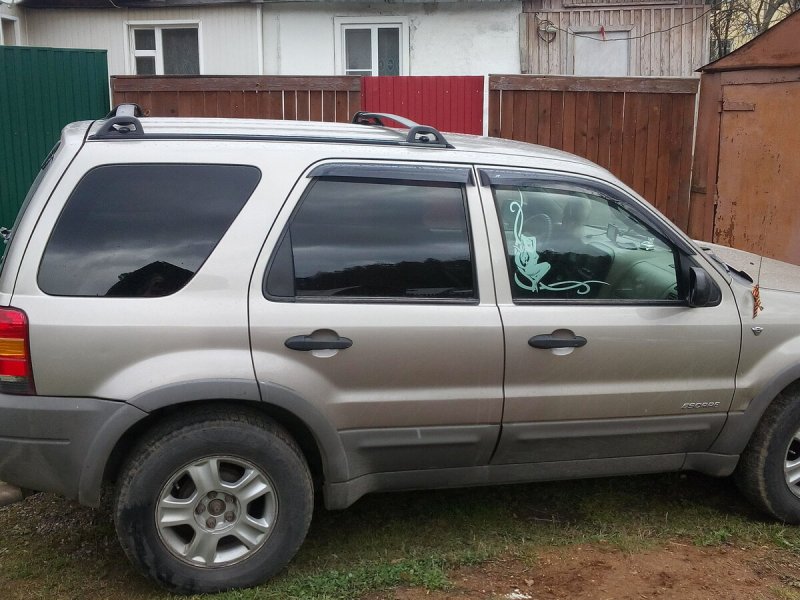 Ford Escape 2001