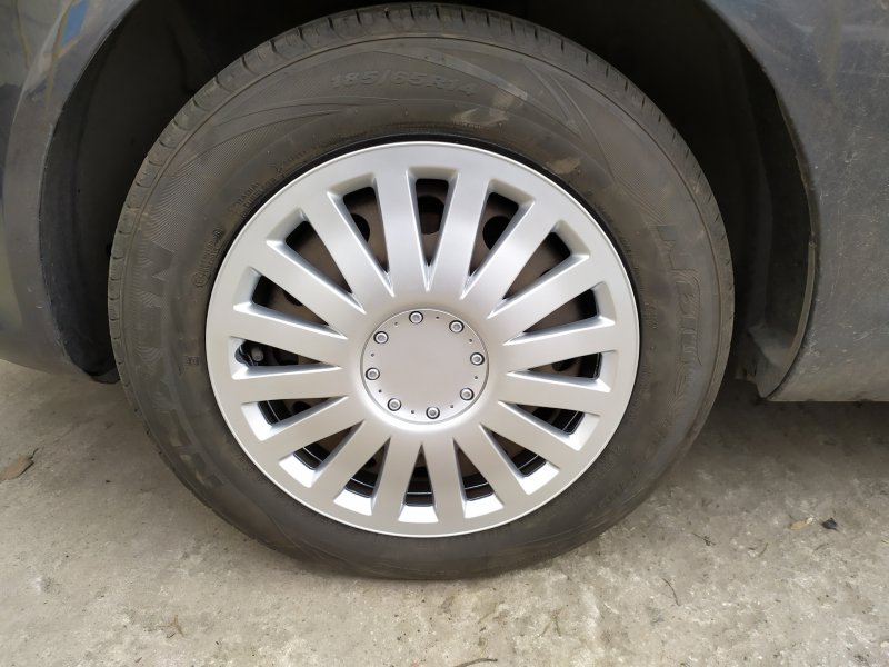 Колпак колеса r15 Ford 1251497