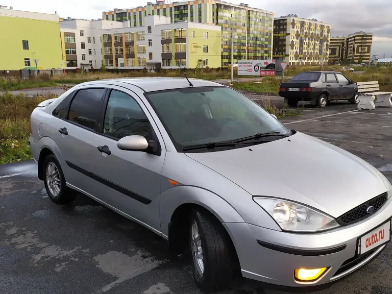 Ford Focus 2004 седан
