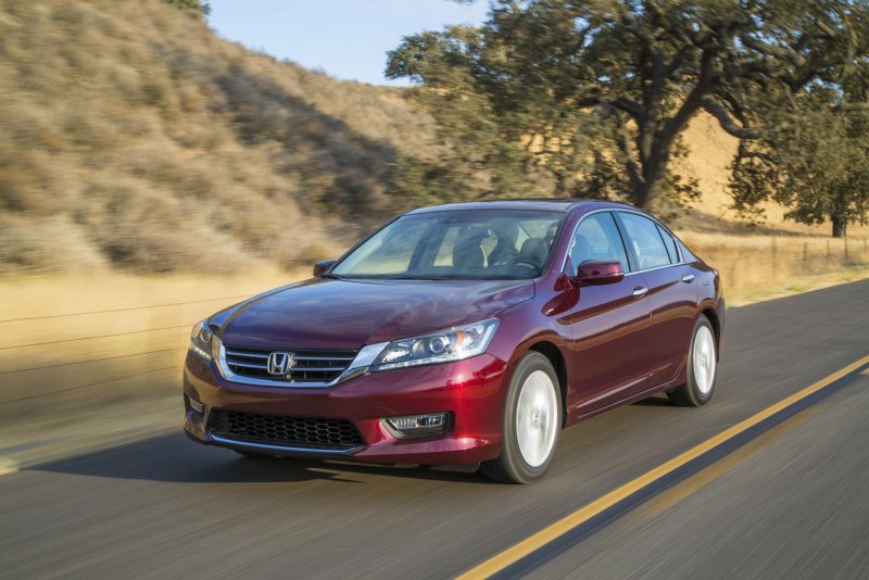 Honda Accord 2013 года