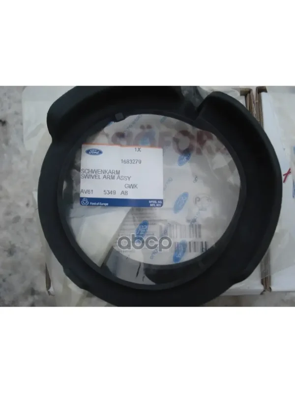 Ford 1 355 153 проставка пружины