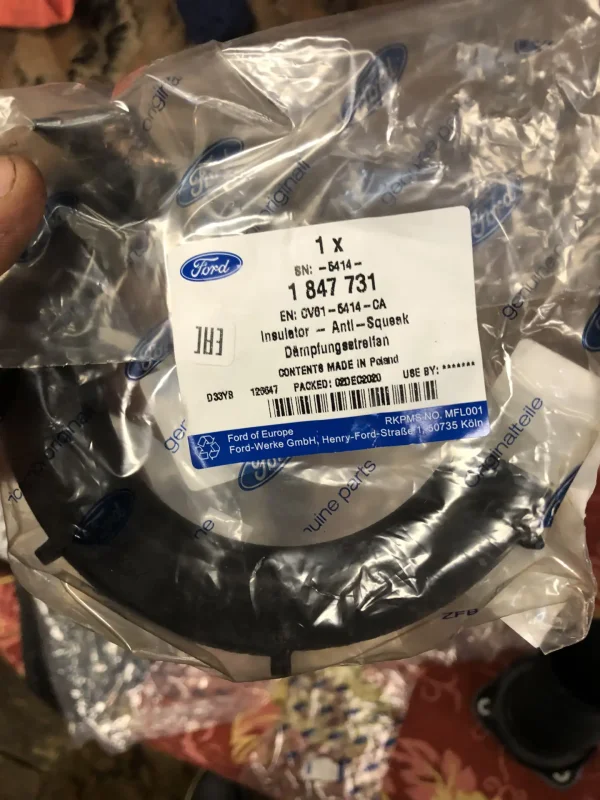 1683279 Ford проставка пружины