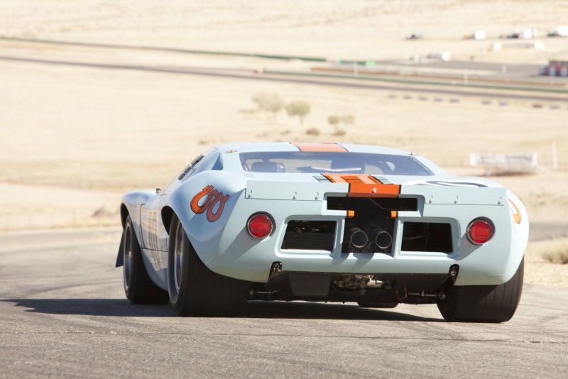 Ford Gulf gt40/Mirage Lightweight Racing car