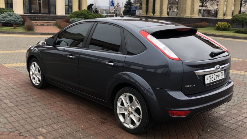 Ford Focus 2 2008 хэтчбек