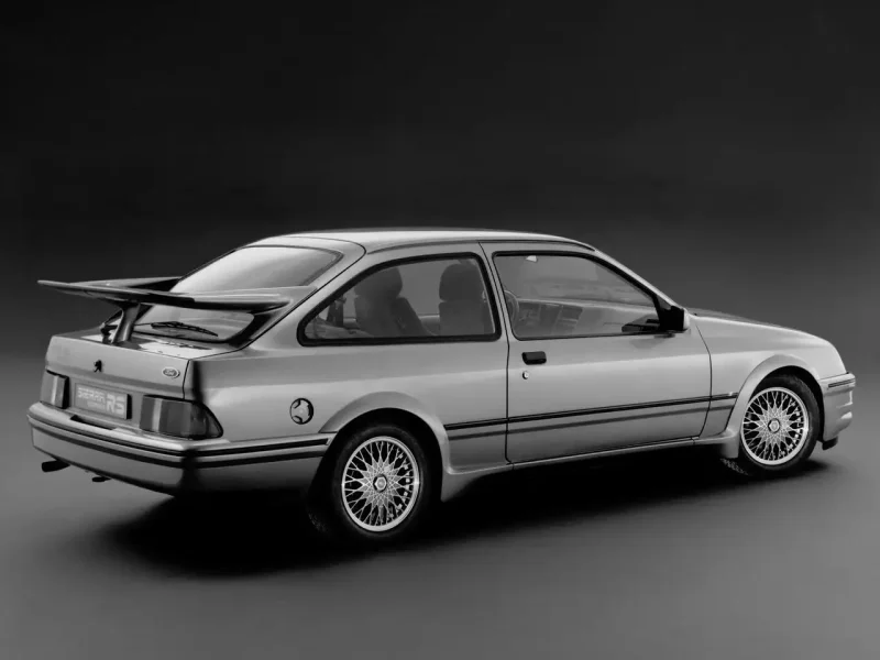 Ford Sierra 1 хэтчбек
