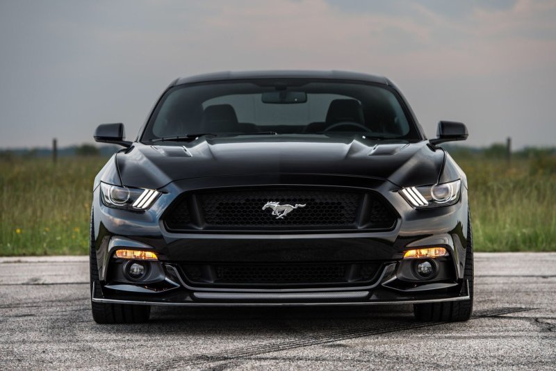 Ford Mustang Shelby gt350 чёрный