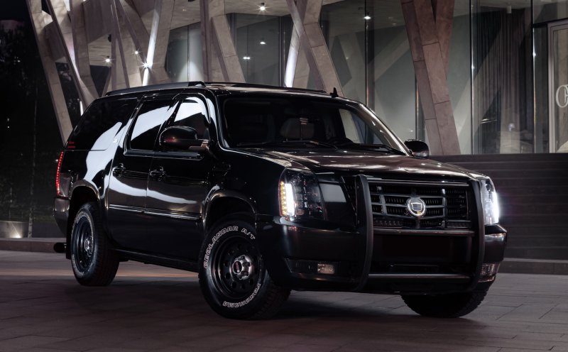 Escalade Hybrid underhud