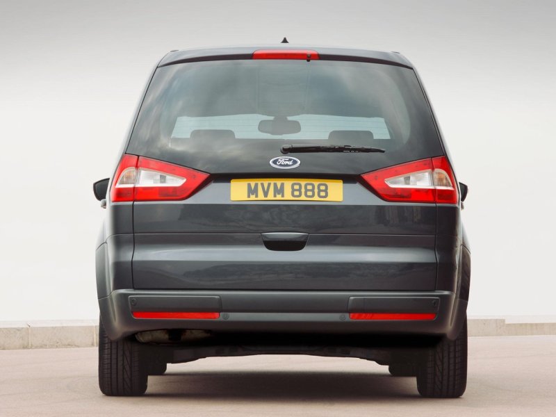 Ford Galaxy 2014 год
