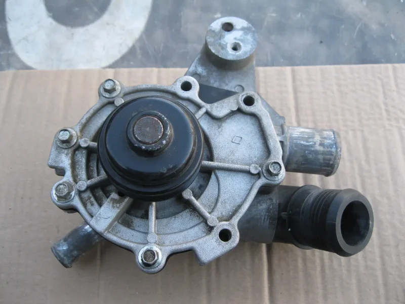 Помпа Форд Мондео 3 2.5 v6