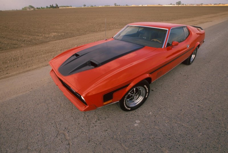 Форд Мустанг Mach 1