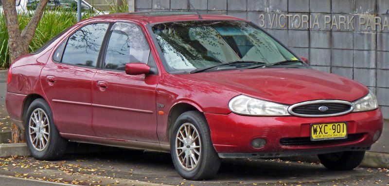 Ford Mondeo 2000 Hatchback