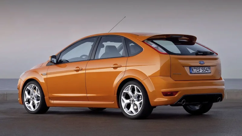 Ford Focus II 04