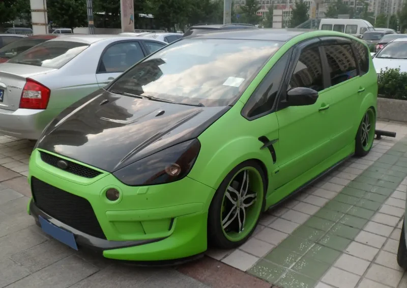 Форд s-Max зеленый