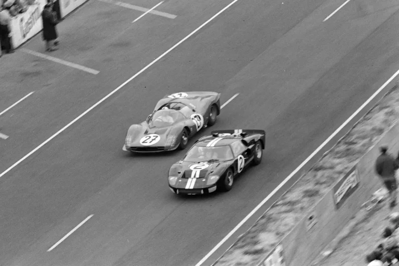 Ford gt40 le mans 1966
