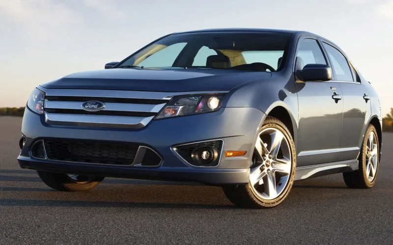 Ford Fusion 2010 седан