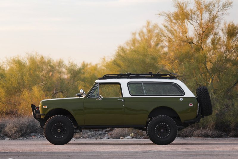 International Harvester Scout 800