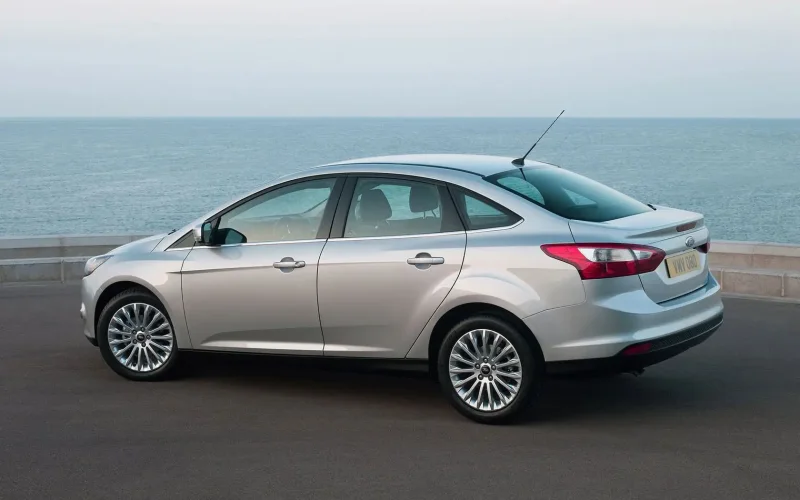 Ford Focus 3 седан