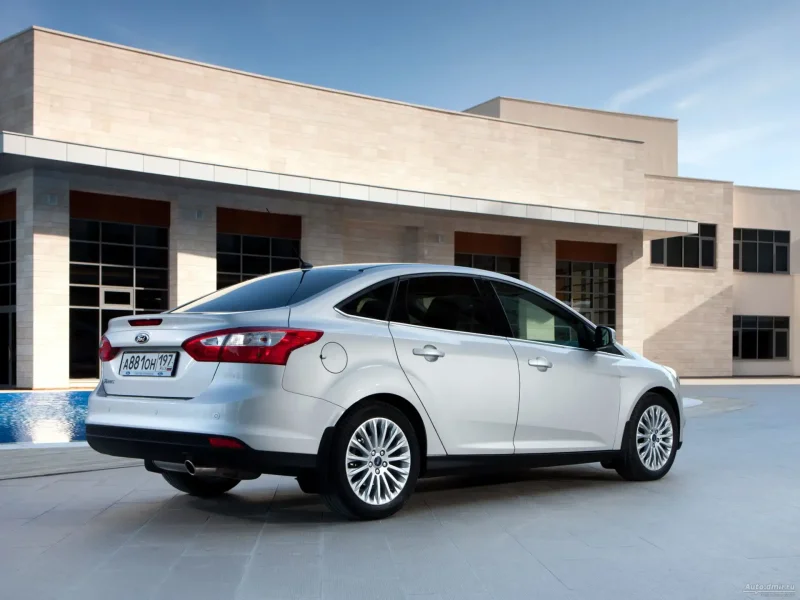 Ford Focus седан