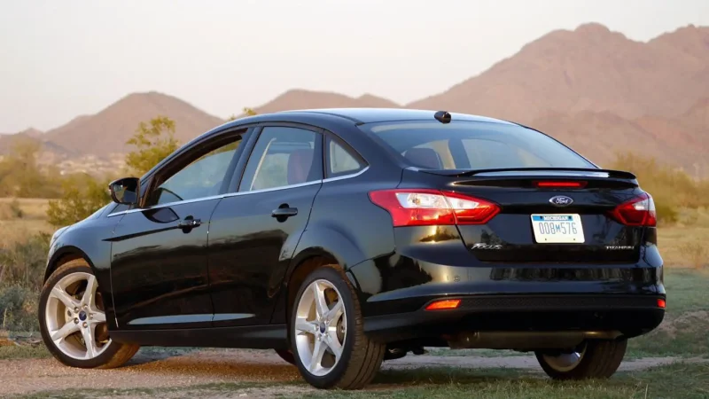 Ford Focus 3 седан