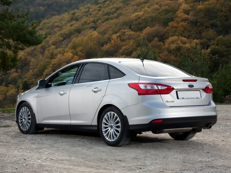 Ford Focus седан