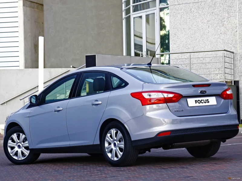 Ford Focus седан