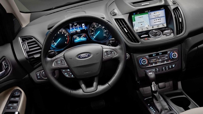 Ford Kuga 2019 салон