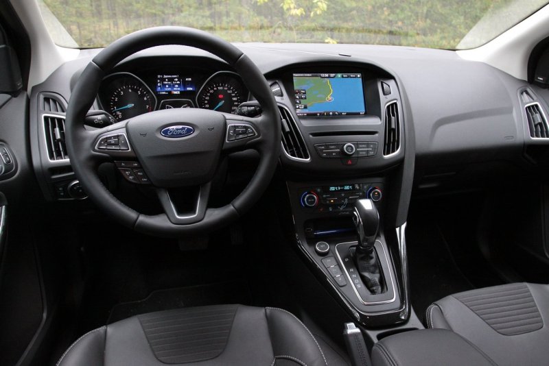 Ford Focus 3 салон