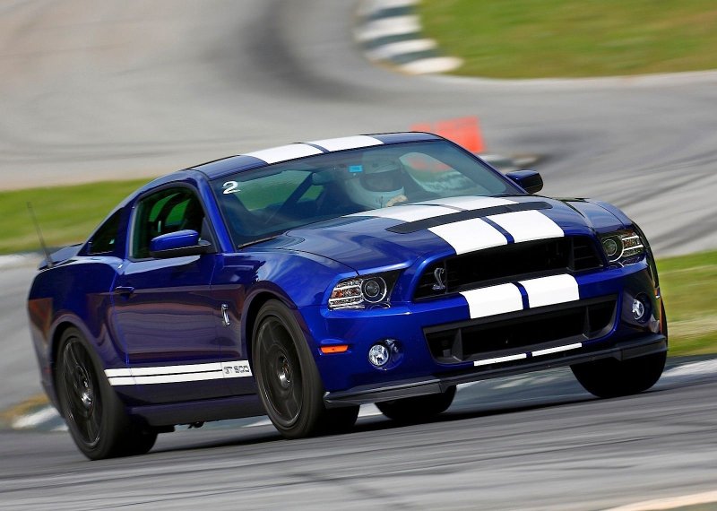 Форд Мустанг Шелби gt 500