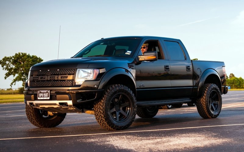Ford f-150 Raptor SUPERCREW