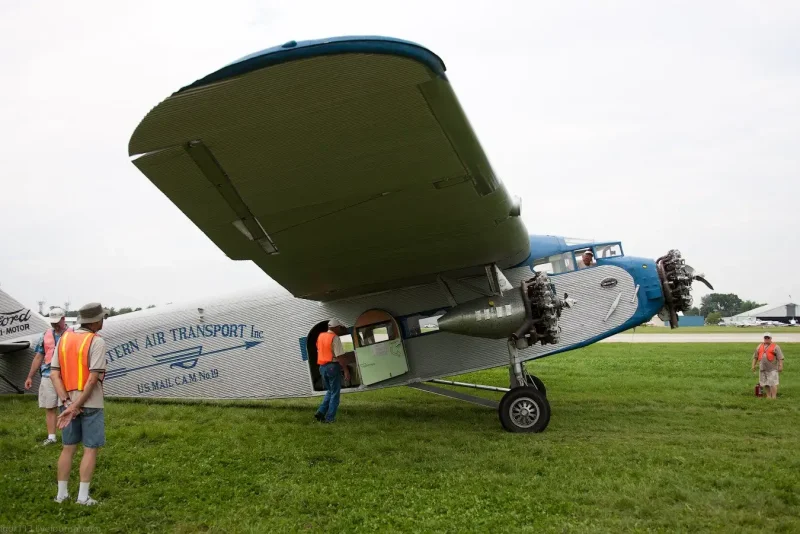 Ford Trimotor самолёт