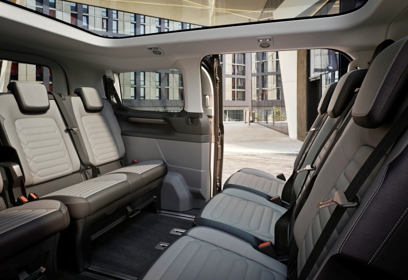 Ford Tourneo Custom 2023