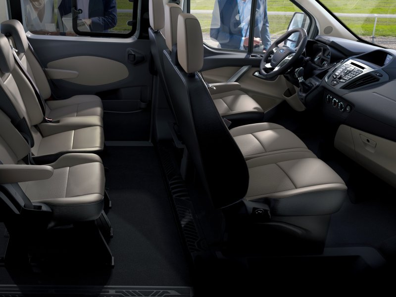 Ford Tourneo Custom 2012