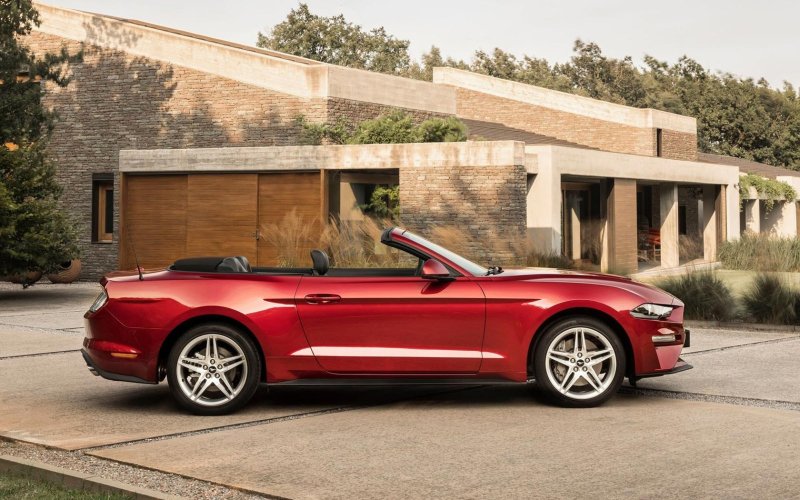 Ford Mustang кабриолет 2017