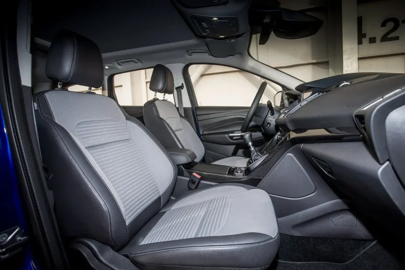 Ford Kuga 2016 салон