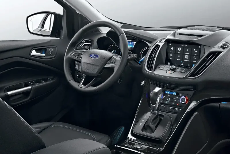 Ford Kuga 2021 салон