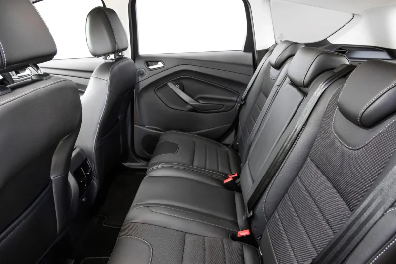 Ford Kuga 2018 салон сзади